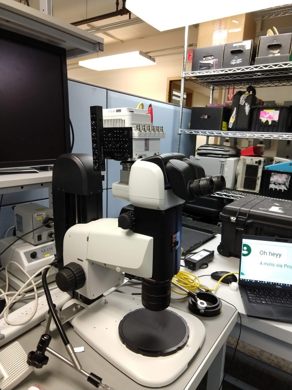 Phantom-VEO-Mounted-on-microscope