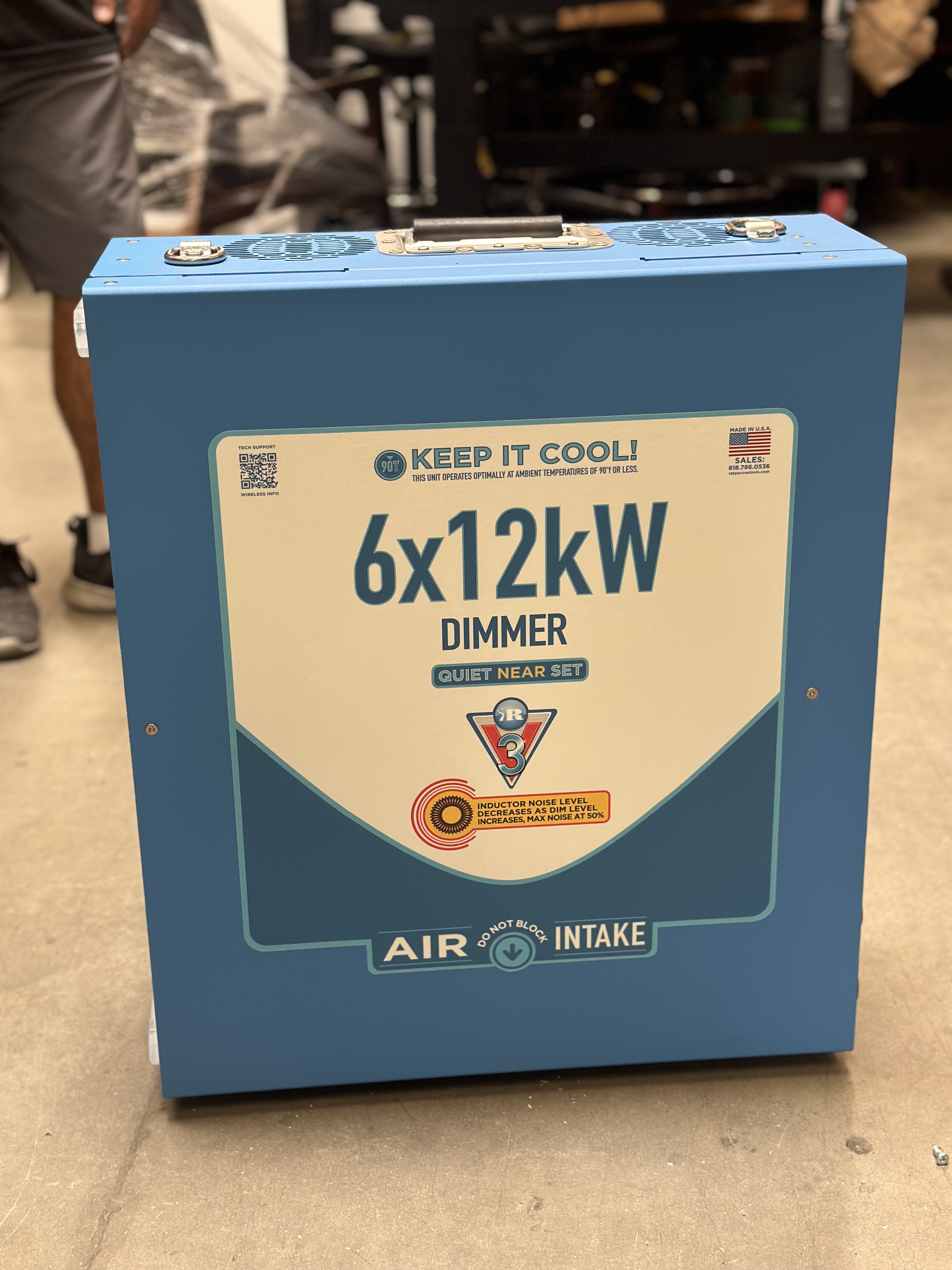 6x12kW multi channel dimmer